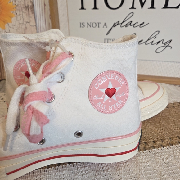 Converse Vintage White and Pink High-Top Sneakers - Picture 2 of 8
